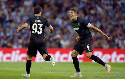 Tonny Vilhena abrió el marcador a los tres minutos, mientras Shapi Suleymanov aportó con un doblete.