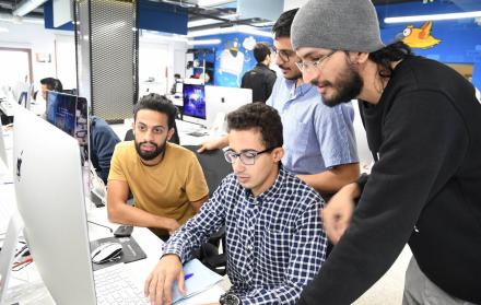 Ámsterdam. La sede de Escuela 42 en la capital holandesa, con alumnos que tienen mucho trabajo, sin profesores ni tutelas, más allá de la capacidad de trabajo y la ilusión propia. 