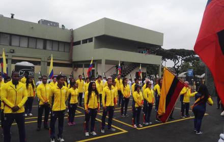 Cerca de 32 de los 191 deportistas clasificados participaron del evento protocolario.
