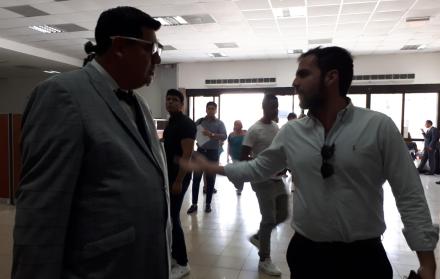 Fausto Valdiviezo hijo le increpó al fiscal Édgar Escobar las declaraciones que hizo este viernes a los medios de comunicación.