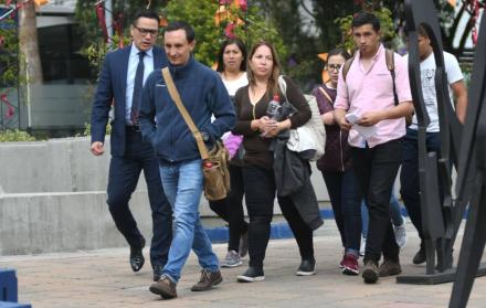 La exjueza de la Corte Constitucional, Pamela Martínez, fue detenida la madrugada del sábado en el aeropuerto de Guayaquil.