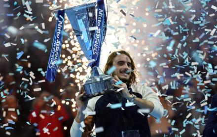 Tsitsipas lleva ya cuatro títulos, tres este año: Marsella, Estoril y Londres, y en total tres en pista cubierta.