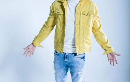 Sixto Rein le hace un remix a su carrera