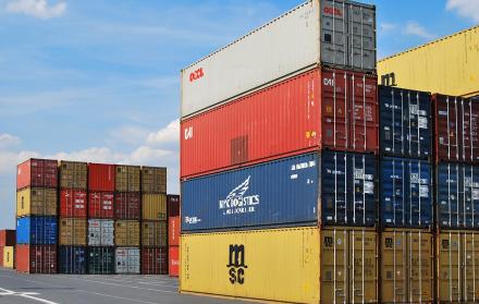 Referencial. $ 49 millones fue el saldo a favor de la balanza comercial de Ecuador, entre enero y mayo.