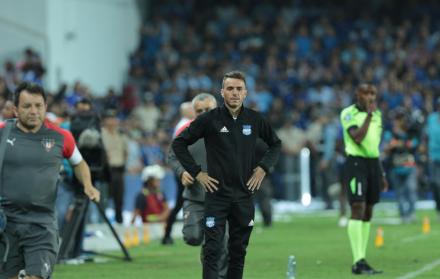 3 sistemas distintos ha probado el director técnico Mariano Soso en esta temporada: el 4-2-3-1; 4-1-4-1 y el 3-4-1-2.