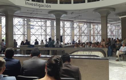 La biblioteca se inauguró en el antiguo edificio de la Superintendencia de Compañías.