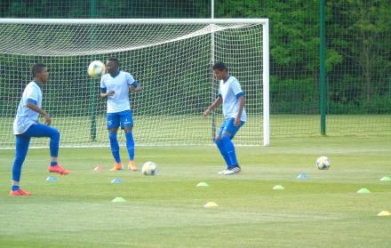 Los seleccionados sub-20 durante su práctica del sábado 25 de mayo.
