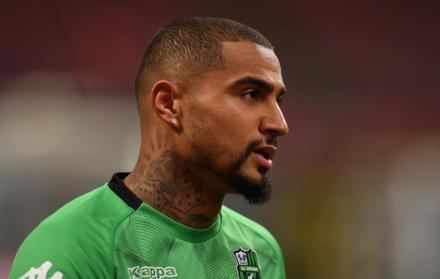 El delantero con la camiseta de su último club: el Sassuolo de Italia.