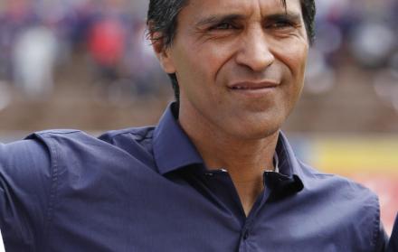 Tabaré Silva tiene un contrato con el Deportivo Cuenca hasta el 2020, pero dirigirá a Barcelona durante los playoffs de la LigaPro.