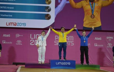 Premiación a las deportistas en los Juegos Panamericanos 2019.