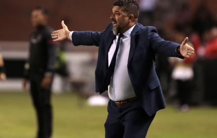 El director técnico de Barcelona no ha encontrado una alineación fija. 