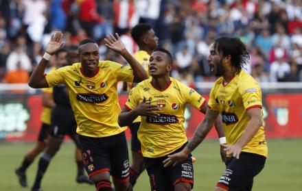 El mediocampista le dijo también a radio Caracol de Colombia que el jugador ecuatoriano debe de madurar de la cabeza.