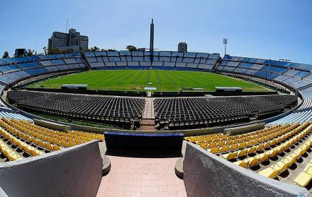 Estadio_Centenario_puertas_cerradas