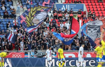 PSG Waasland Beveren Francia