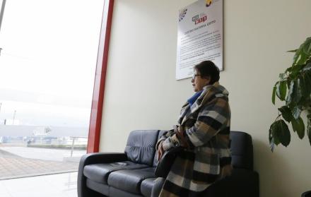 Antes de que el Comité Internacional de Cruz Roja pueda desplegar su experiencia en casos de secuestros de civiles en conflictos armados, es necesario que las familias se pongan de acuerdo y hagan una solicitud formal. También hace falta el consentimiento