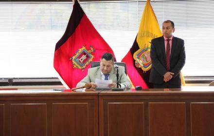 El juez Iván Saquicela aceptó la solicitud de medidas cautelares de la Fiscalia General del Estado para Sofía Espín y Yadira Cadena.