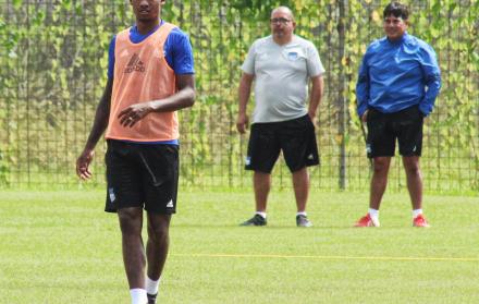 Figura. Dixon Arroyo apunta como titular para el Clásico.
