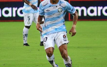 Posición: Volante ofensivo. Fecha nacimiento: 24 de abril de 1994. Dato: El oriundo de Naranjal ha anotado un gol en esta temporada. En 2013 debutó con Barcelona.