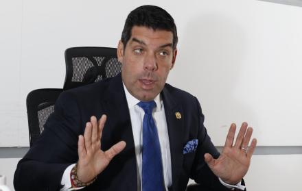 El ministro Raúl Ledesma aclara puntos polémicos sobre la situación laboral en el país.
