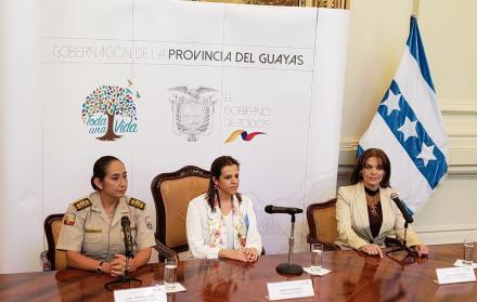 Las tres mujeres coordinarán acciones conjuntas en materia de seguridad.