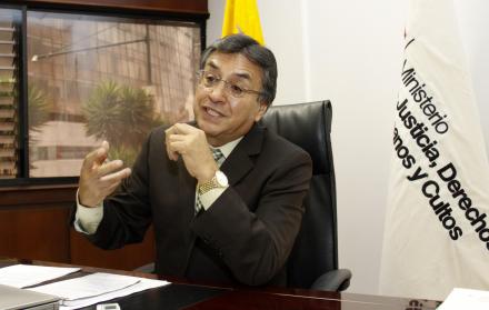 Ernesto Pazmiño es doctor en Jurisprudencia y docente de la Universidad Simón Bolívar.