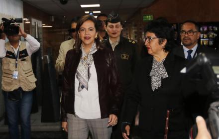 Reunión. La ministra  María Paula Romo ha visitado la Asamblea para tratar la elección del vicepresidente