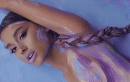 Dios es una mujer, según Ariana Grande