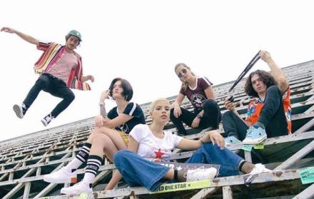 La campaña de Converse celebra la actitud impulsiva, audaz y temeraria propia de la juventud.