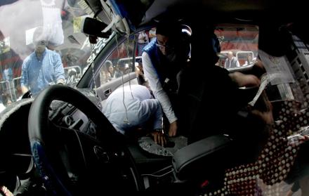 Entrega del vehículo de Efraín Segarra.