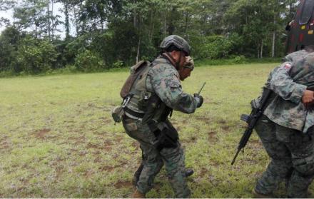 Los heridos fueron evacuados en helicópteros hasta Esmeraldas.