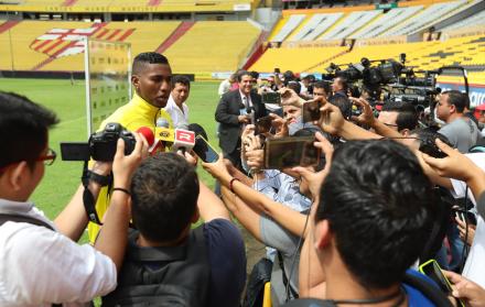 Presentación. Ayoví llegó a mediados de julio para reforzar al plantel amarillo.
