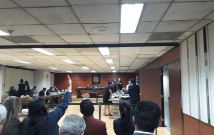 Minutos antes de iniciar la audiencia.