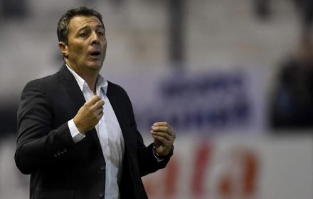 Situación. Frank Kudelka anunciará hoy su salida de Talleres.