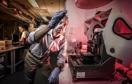 La impresión 4D usa el mismo formato de impresión capa por capa como el de las impresoras 3D. La diferencia está en el material ‘inteligente’ que se utiliza.
