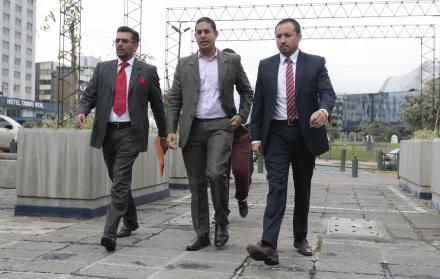 Exministro Lara acude a la Fiscalía