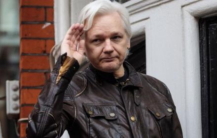 Julian Assange, fundador de Wikileaks, se encuentra en la embajada de Ecuador en Londres desde 2012.