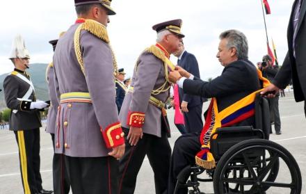 El nuevo jefe del Comando Conjunto de las Fuerzas Armadas, el general Roque Moreira, señaló en una alocución que la institución militar tiene por objetivo “proteger los derechos y garantías del país”.