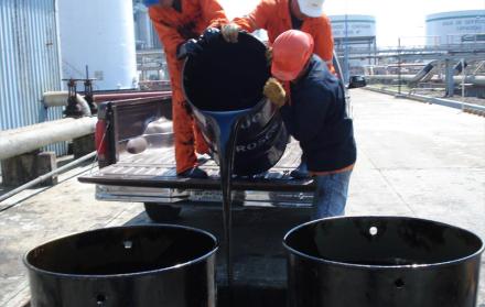 Referencial. Se prevé que el volumen de producción de petróleo en 2019 será de 206,2 millones de barriles, 9 % más respecto del volumen previsto en 2018.