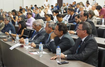 Reunión. Representantes de instituciones de educación superior pidieron agilidad en las reformas a la LOES.
