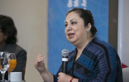 Es médica y subsecretaria nacional de Gobernanza de la Salud. Tiene una especialidad en Gerencia de Servicios de Salud y Auditoría Médica. Fue jefa de la Unidad de Prestaciones Médicas del Instituto de Seguridad Social de las Fuerzas Armadas y además ases