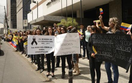 El ministro pide a las empresas esperar para evitar la devolución de los dineros. En la Corte hay siete demandas sobre el tema.
