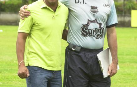 Humberto Pizarro fue asistente de Carlos Sevilla en Emelec, en 2007.