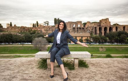 Pese a su fama mundial, Laura Pausini, indica que no quiere acostumbrarse al éxito.