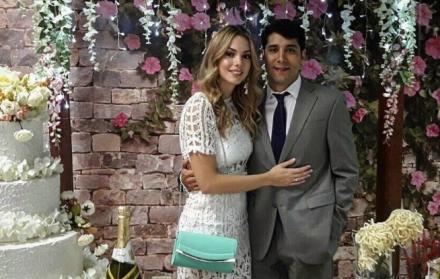 La ex Miss Ecuador y su esposo, Jonathan Vélez