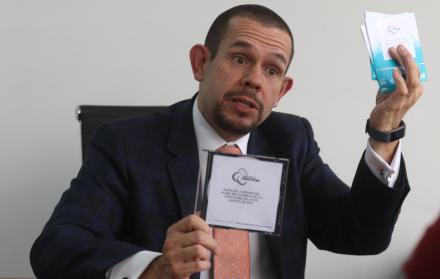 “No vine a servir al poder, quienes me tildan de correísta o de aupar la corrupción y demás y me descalifican se equivocan de cabo a rabo”.