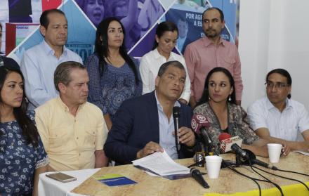 “Lamentablemente, me he inscrito en Bélgica. No sabía que iba a venir pero ya estoy aquí, no puedo regresar”, confirmó el exmandatario.