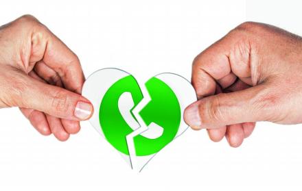 28 millones han finalizado una relación por culpa de WhatsApp. No solo es medio sino también razón de ruptura, según explica diario La Vanguardia.