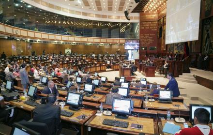 Imagen referencial Asamblea. La Unidad Técnica Legislativa presentará un informe sobre los pronunciamientos de servidores que estarían entregando parte de su salario.