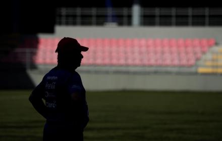 Reencuentro. El Bolillo vuelve a suelo panameño 4 meses después de haber dejado el cargo de técnico de la selección local.