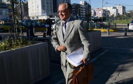 Alexis Mera llega a la Fiscalía.